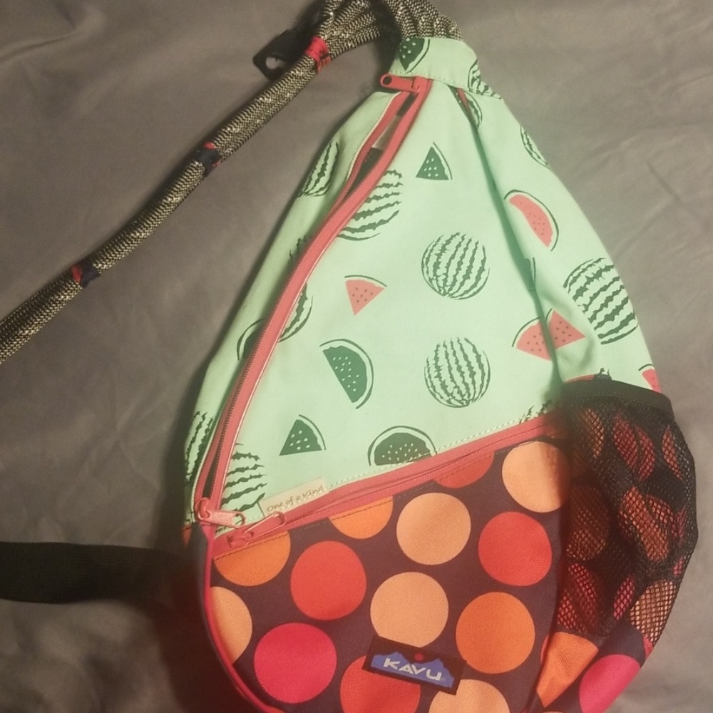 Nwot Kavu rope sling large bag /